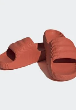 Adidas Originals Adilette 22 Unisex - Chanclas De Baño - Preloved Red/Preloved Red/Core Black -Havaianas Shop 0909ea7420c14cb3b418332b099531e1 scaled