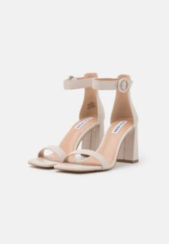 Steve Madden Riveting - Sandalias De Tacón - Bone -Havaianas Shop 0e399d99ca3c49a69914d0a199abe851 scaled