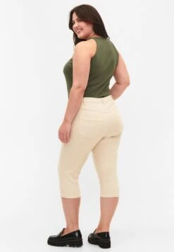 Zizzi Fitting Emily Capri - Shorts Vaqueros - Oatmeal -Havaianas Shop 1534440d1c2e4989b5a12dbe29f90316 scaled