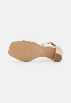 Pavement Sinna - Sandalias - Light Gold -Havaianas Shop 1b2ca360b3c5457fbe79a2c26a1f13a8 scaled