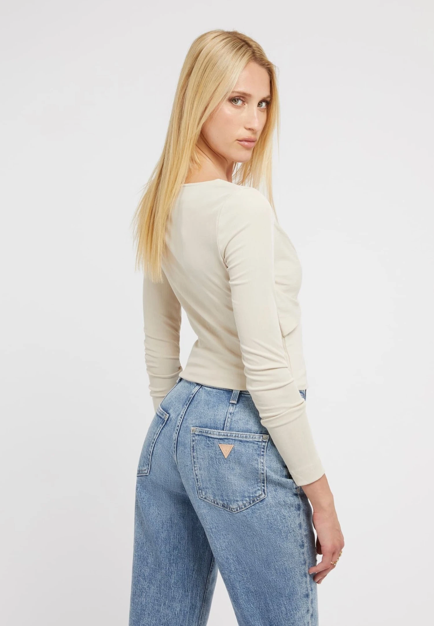 Guess Vorne Gekreuzt - Camiseta De Manga Larga - Creme 3 Guess Vorne Gekreuzt - Camiseta De Manga Larga - Creme - Imagen 3