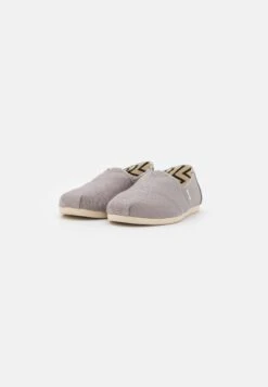 Toms Alpargata - Mocasines - Grey -Havaianas Shop 2824b1aac49041c5871217d11b993ec6 scaled