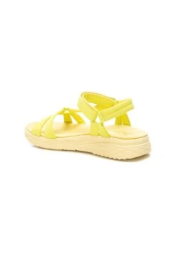 Xti Sandalias Con Plataforma - Yellow -Havaianas Shop 2d0ef75a10f3452f9b3aeede2b767228 scaled