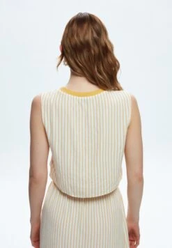 Sleeveless Striped - Blusa - Striped Yellow 7 Sleeveless Striped - Blusa - Striped Yellow -Havaianas Shop 4bcc3aebfb2449d4961307e21fed160e scaled