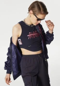 Twist Slim Cut Crop Combed Cotton With Patch Accessories And Embroidery - Top - Navy -Havaianas Shop 50956b739e594692a2561624b1fd42bd scaled