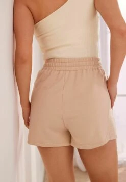 Next Jogger Standard - Shorts - Oatmeal Cream -Havaianas Shop 553155c317f445729bb471525b5c77fb scaled