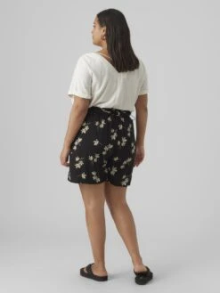 Vero Moda Curve Vmeasy Long Shorts - Shorts - Black/Rina -Havaianas Shop 653758e70a5a47f3965eb0b0e792c682