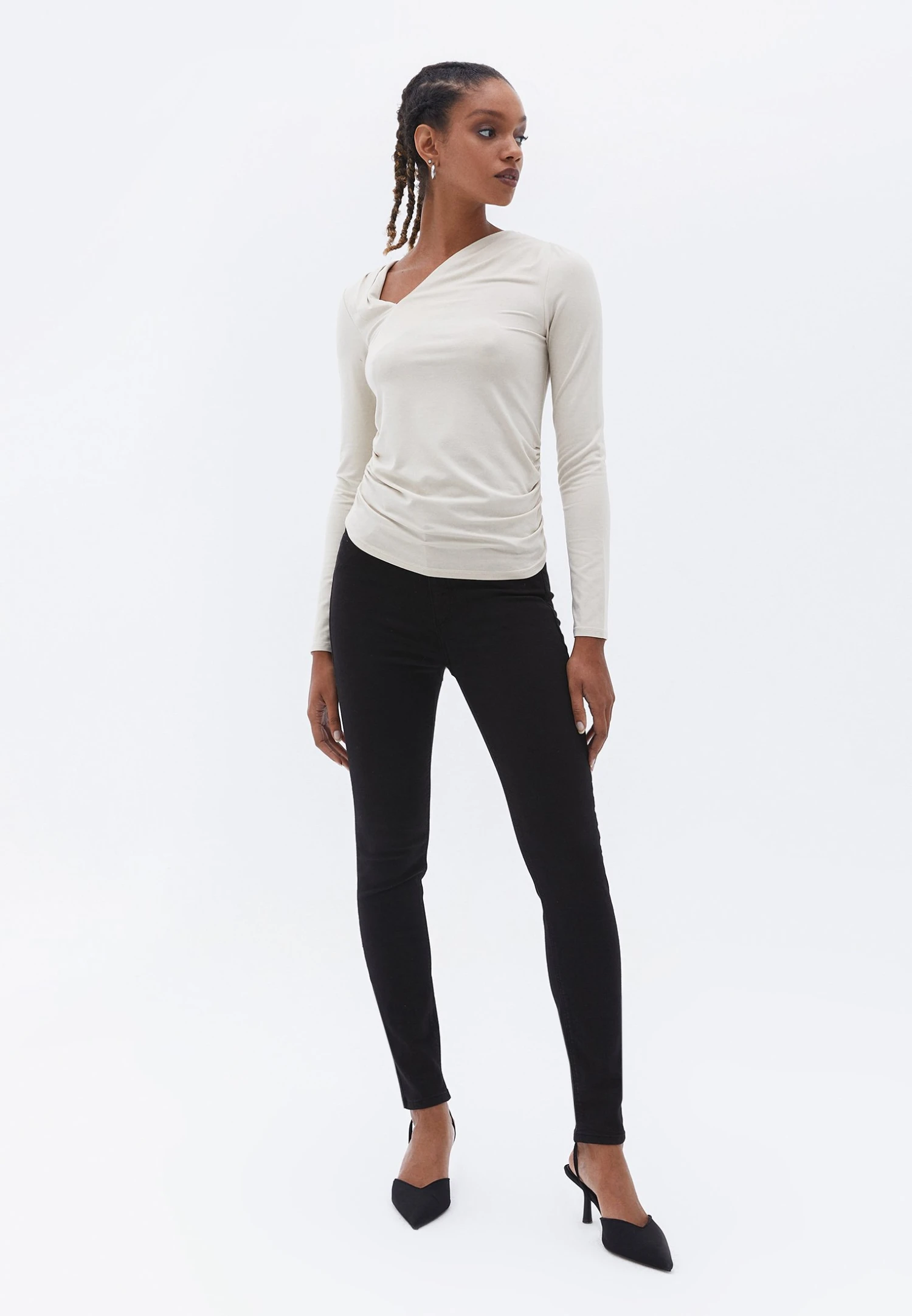 With Asymmetrical Collar - Blusa - Oatmeal 4 With Asymmetrical Collar - Blusa - Oatmeal - Imagen 4