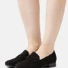 Jana Mocasines - Black