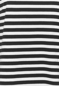 Stripe Long Sleeve- Camiseta De Manga Larga - Black 11 Stripe Long Sleeve- Camiseta De Manga Larga - Black -Havaianas Shop 691a4b9dec7a4e59ae894e4d326f176f scaled