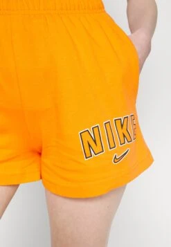 Nike Sportswear Shorts - Bright Mandarin -Havaianas Shop 7288f4b2c0cd46688e94b49ec110dbab scaled