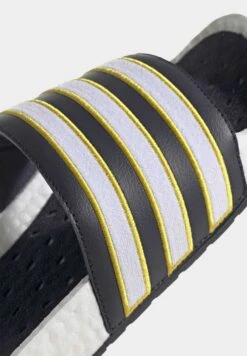 Adidas Originals Adilette Boost - Chanclas De Baño - Cloud White Legend Ink Yellow 17 Adidas Originals Adilette Boost - Chanclas De Baño - Cloud White Legend Ink Yellow -Havaianas Shop 805419bcae2f45799f4f148dd9c065c3