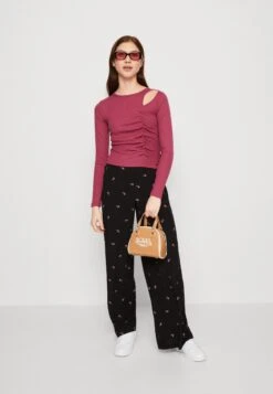 Pepe Jeans Camiseta De Manga Larga - Dark Blush