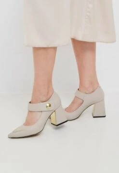 Zapatos Altos - Beige
