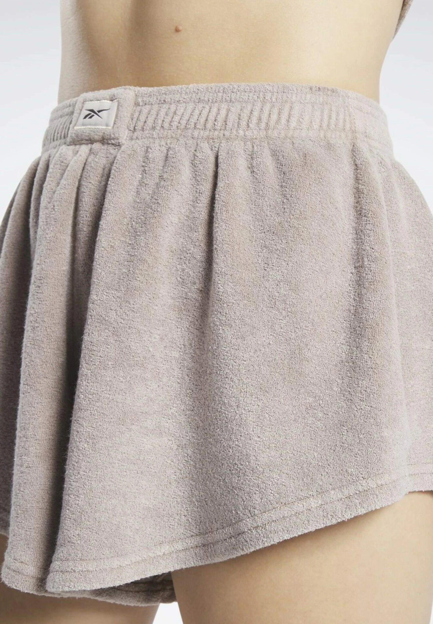 Reebok Classic Natural Dye - Shorts - Taupe 4 Reebok Classic Natural Dye - Shorts - Taupe - Imagen 4