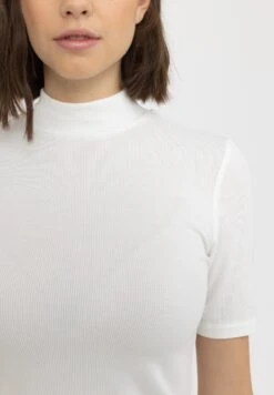 Soft Rebels Srfenja - Camiseta Básica - Snow White -Havaianas Shop 9e7b6a14bcb04c069d29635b89e7d421