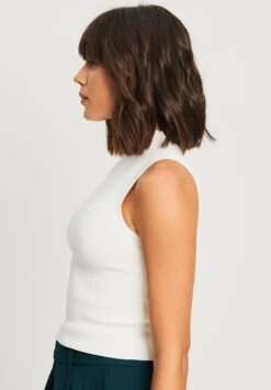 Lillie- Top - White -Havaianas Shop aec47ea2e9354a419331c839c1aff3d6