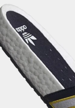 Adidas Originals Adilette Boost - Chanclas De Baño - Cloud White Legend Ink Yellow 16 Adidas Originals Adilette Boost - Chanclas De Baño - Cloud White Legend Ink Yellow -Havaianas Shop b135ba43a91742ea8042b2cb136b7b77