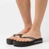 Calvin Klein Jeans Beach Flatform Logo - Sandalias De Dedo - Black/Bright White