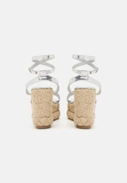 Raid Amarett - Sandalias De Tacón - Silver -Havaianas Shop c5a4dacb12224ae7b3d2c323f1c11ed1 scaled