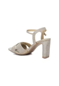 Xti Sandalias De Tacón - Gold -Havaianas Shop c7e8008742494a00bb1437a5b06b0da9 scaled