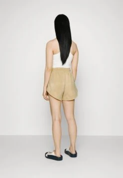 7 Days Active Barb - Shorts - Tie Dye Sand -Havaianas Shop c81730d73800414fbad0779ea0b37e36 scaled