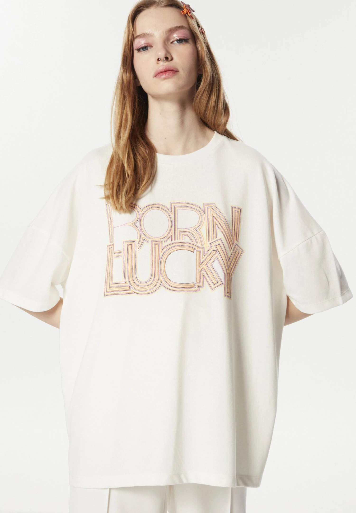 Twist Regular Fit Visual Printed Comfortable Cut - Camiseta Estampada - Ecru 1 Twist Regular Fit Visual Printed Comfortable Cut - Camiseta Estampada - Ecru