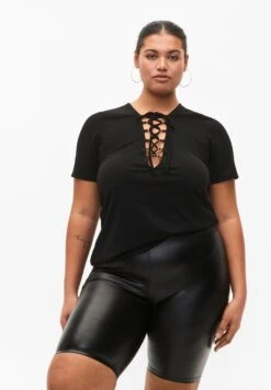 Shiny Tight-Fitting High-Waisted- Shorts - Black