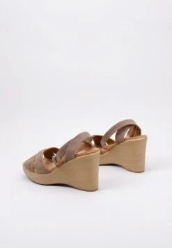 Unisa Sandalias De Cuña - Camel -Havaianas Shop dcc0f06e6fdf48968bfbd029e0fa3500