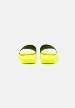 MSGM Chanclas De Baño - Neon Yellow -Havaianas Shop e76bdcc2620542698f435447e4d02f24 scaled