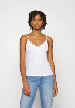 Hollister Co. 3 Pack - Top - White/Grey/Black -Havaianas Shop f05758404dd44f1ea816ee5be6b498a2 scaled