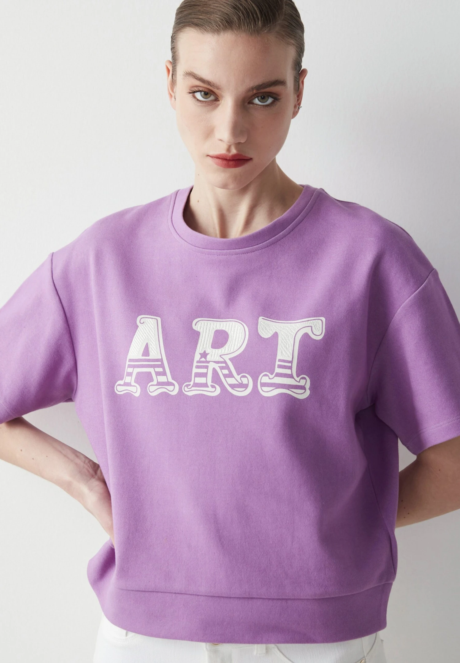 Ipekyol Relaxed Fit Comfortable Cut Slogan Printed - Camiseta Estampada - Purple 4 Ipekyol Relaxed Fit Comfortable Cut Slogan Printed - Camiseta Estampada - Purple - Imagen 4